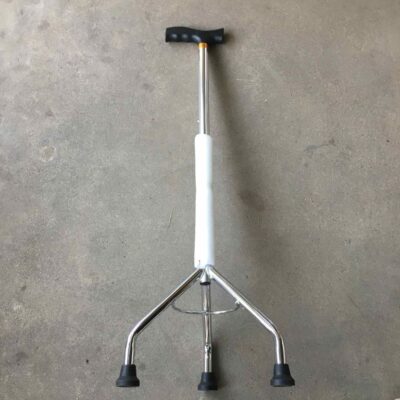 Gậy chống 3 chân